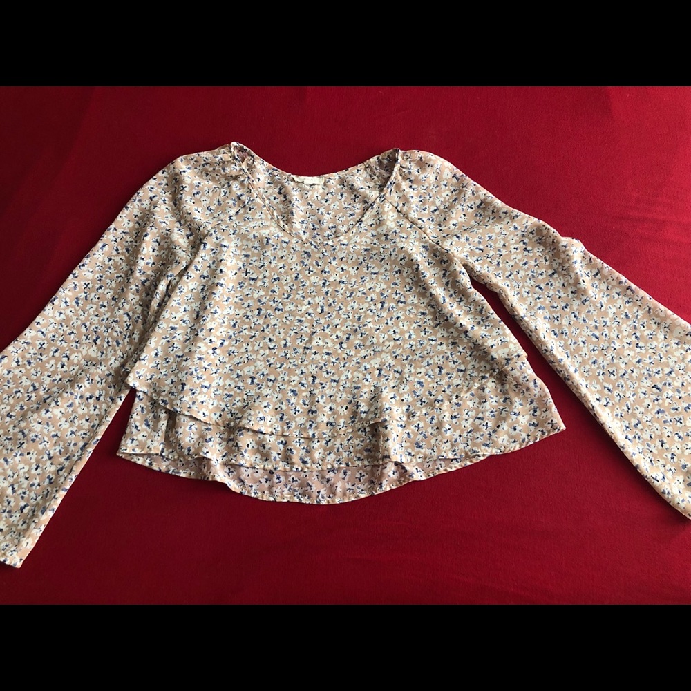 Floral Bell Sleeve Crop Top